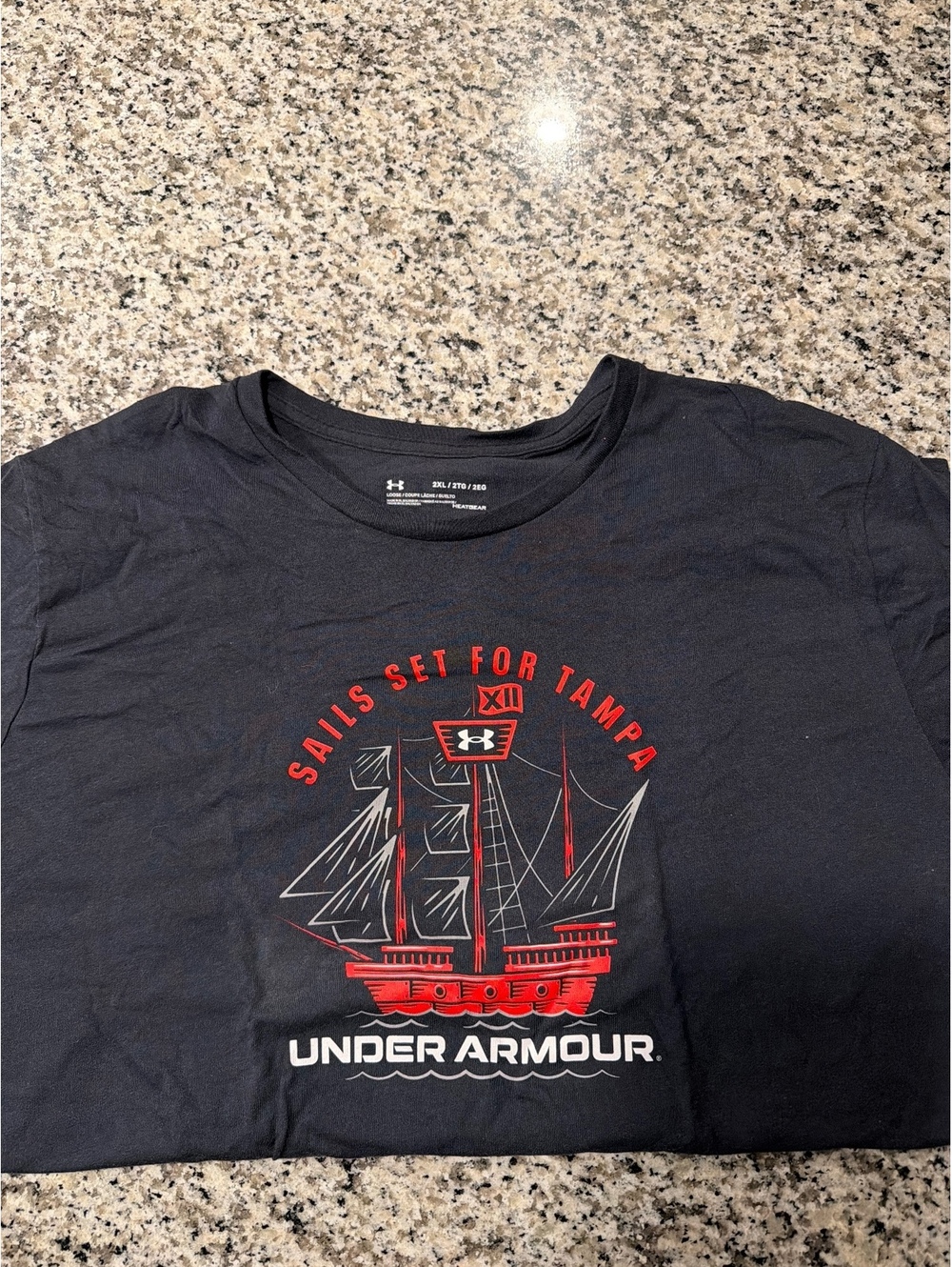 Under Armour Tampa Bay Bucs Men's Loose Fit HeatGear Black T-Shirt Size 2XL